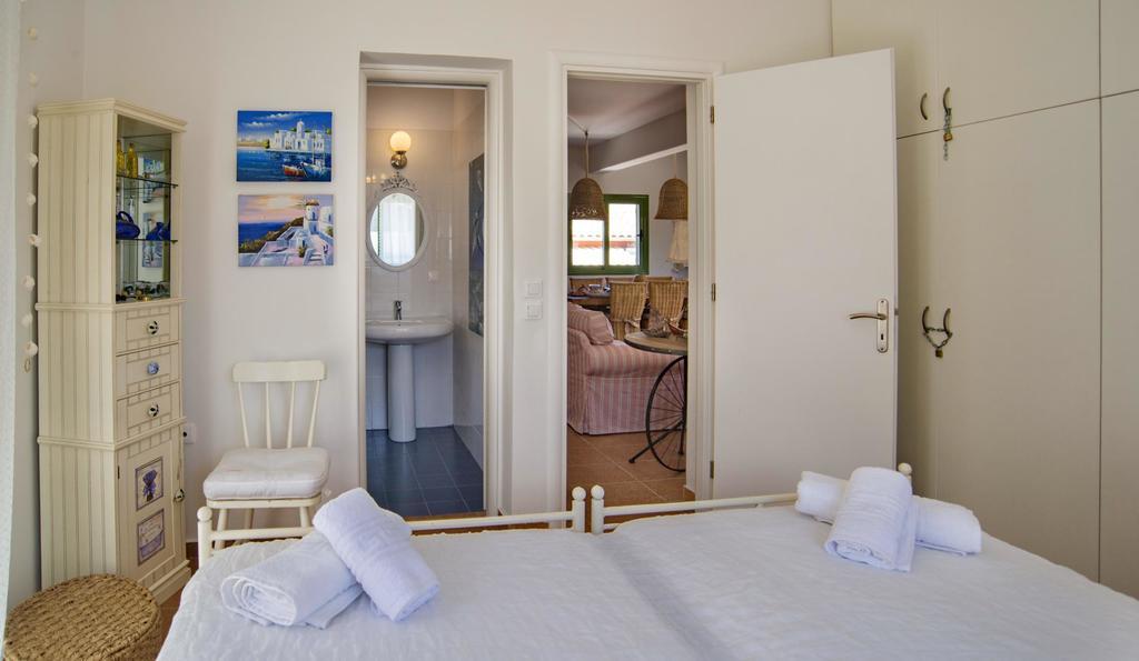 Avra Villa Gaios Bilik gambar